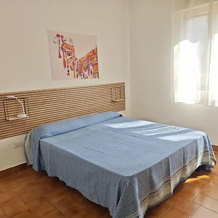 Two-bedroom Flat A Few Steps From The * Λινιάνο Σαμπιαντόρο